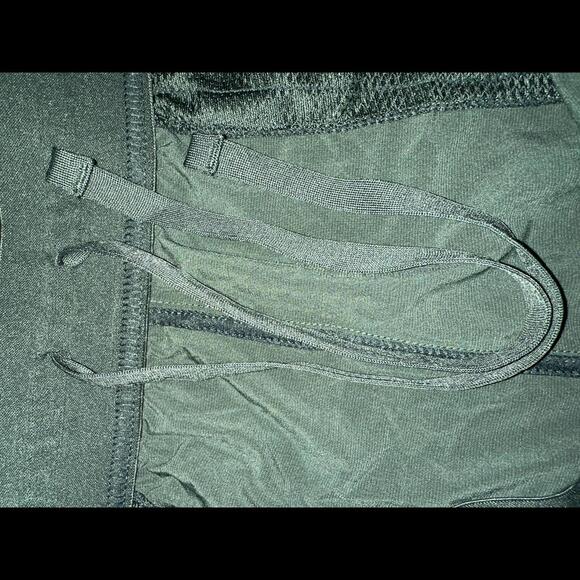 Nike Shorts Men's Large Yoga Training Dri-Fit Lightweight Shorts - Picture 7 of 9